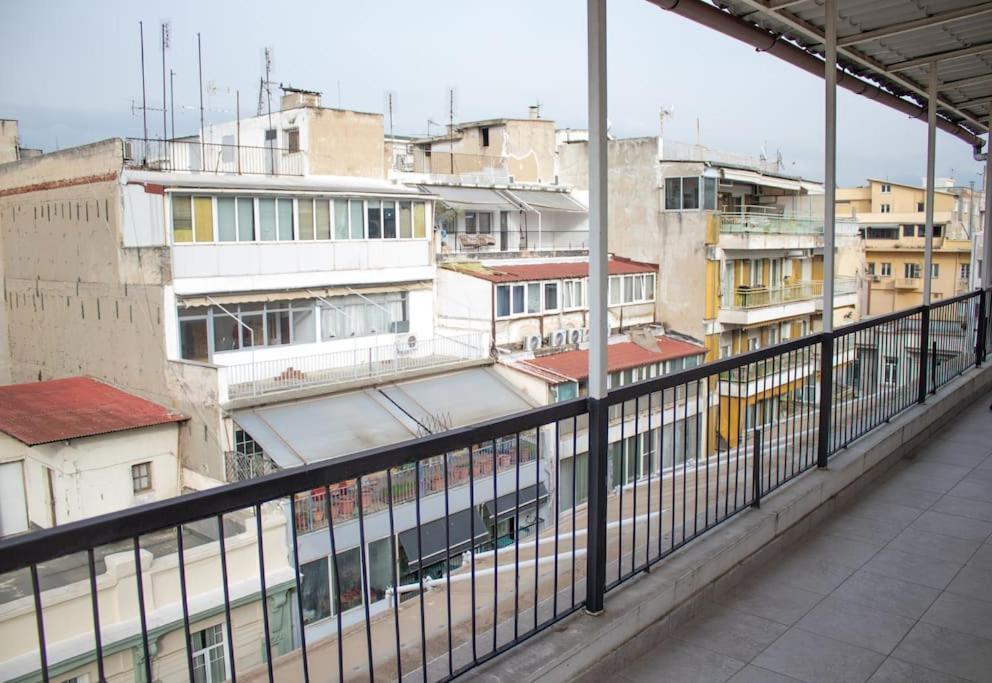 Bedcity Apartment In The Center Of 테살로니키 외부 사진
